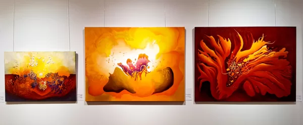 Középen: Cree y crea (97x130 cm, olaj, zománc, akril)
