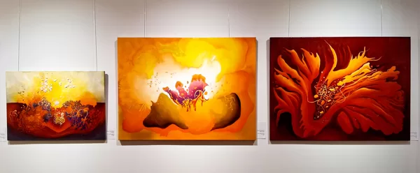 Center: Cree y crea (97x130 cm, oil, enamel, acrylic)